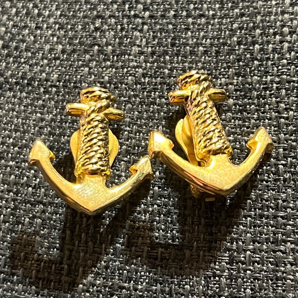 Vintage Gold Anchor Clip-on Earrings
